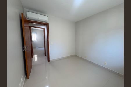 Apartamento para alugar com 150m², 4 quartos e 3 vagas Apartamento para alugar com 150m², 4 quartos e 3 vagasSuíte 3