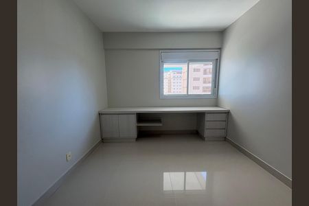 Apartamento para alugar com 150m², 4 quartos e 3 vagas Apartamento para alugar com 150m², 4 quartos e 3 vagasSuíte 3
