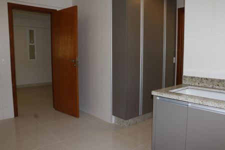 Apartamento para alugar com 150m², 4 quartos e 3 vagasCozinha