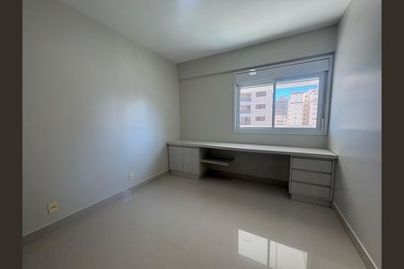 Apartamento para alugar com 150m², 4 quartos e 3 vagas Apartamento para alugar com 150m², 4 quartos e 3 vagasSuíte 3