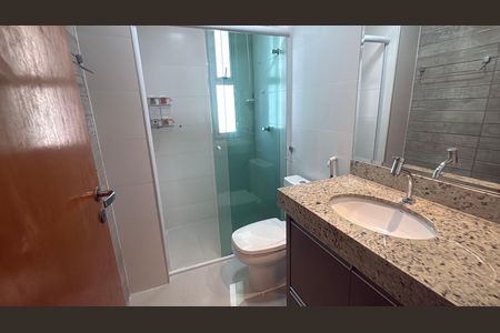 Apartamento para alugar com 150m², 4 quartos e 3 vagas Apartamento para alugar com 150m², 4 quartos e 3 vagasBanheiro suite 3