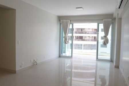 Apartamento para alugar com 150m², 4 quartos e 3 vagasSala
