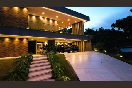 Casa à venda com 4 quartos, 720m² em Vila Progresso, Niterói