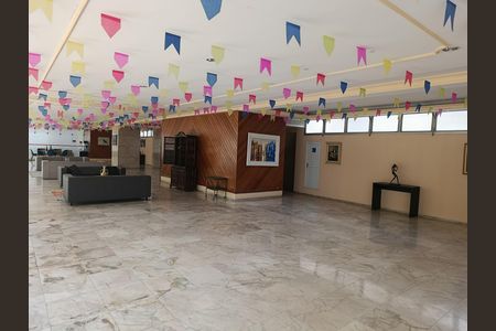 Apartamento à venda com 100m², 3 quartos e 1 vagaHall Social