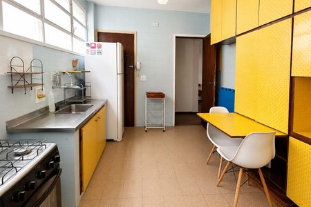 Cozinha de apartamento para alugar com 3 quartos, 100m² em Consolação, São Paulo