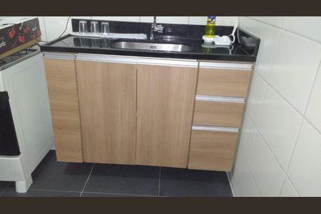 Apartamento à venda com 2 quartos, 47m² em Chacaras Reunidas Santa Terezinha, Contagem