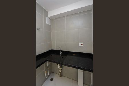 Apartamento para alugar com 38m², 2 quartos e sem vaga
