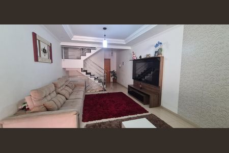 Casa à venda com 4 quartos, 130m² em Parque Xangri-Lá, Contagem