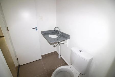 Studio à venda com 25m², 1 quarto e sem vaga Studio à venda com 25m², 1 quarto e sem vagaBanheiro