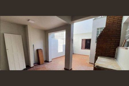 Casa à venda com 3 quartos, 200m² em Campo Belo, São Paulo