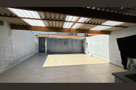 Casa à venda com 3 quartos, 130m² em Vila do Castelo, São Paulo