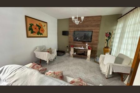 Casa à venda com 3 quartos, 130m² em Vila do Castelo, São Paulo