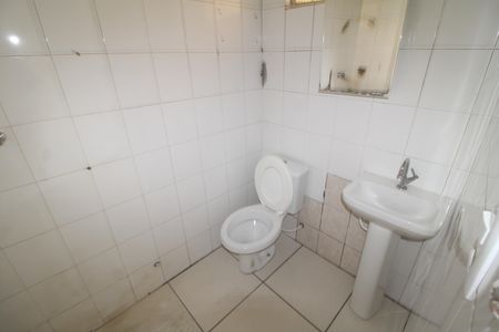 Casa para alugar com 38m², 2 quartos e sem vagaBanheiro