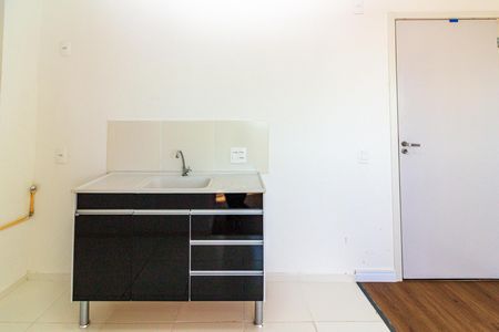 Apartamento para alugar com 34m², 2 quartos e sem vaga Apartamento para alugar com 34m², 2 quartos e sem vagaCozinha e Área de Serviço
