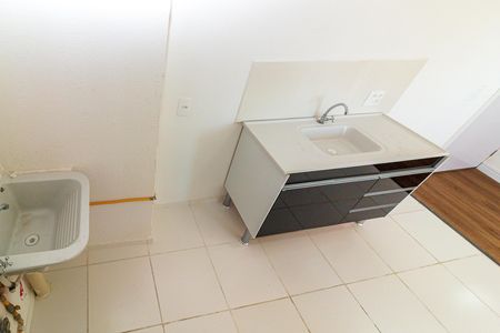 Apartamento para alugar com 34m², 2 quartos e sem vaga Apartamento para alugar com 34m², 2 quartos e sem vagaCozinha e Área de Serviço