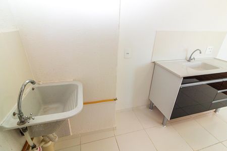 Apartamento para alugar com 34m², 2 quartos e sem vaga Apartamento para alugar com 34m², 2 quartos e sem vagaCozinha e Área de Serviço