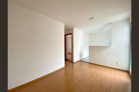 Apartamento para alugar com 38m², 2 quartos e 1 vagaSala