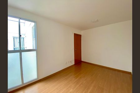 Apartamento para alugar com 38m², 2 quartos e 1 vagaSala