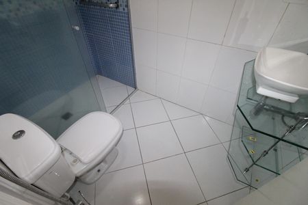 Apartamento para alugar com 85m², 3 quartos e 2 vagasBanheiro