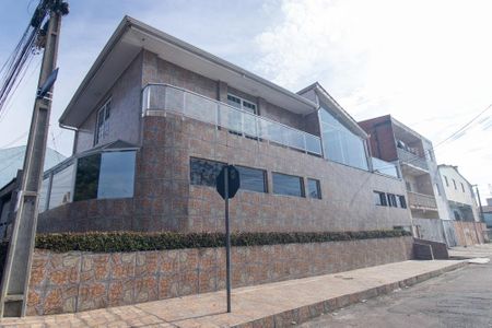 Casa à venda com 300m², 2 quartos e 1 vagaFachada