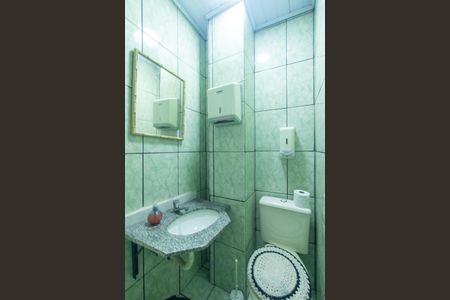 Casa à venda com 300m², 2 quartos e 1 vagaBanheiro de serviço
