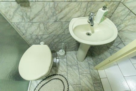 Casa à venda com 300m², 2 quartos e 1 vagaBanheiro Social