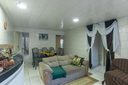 Casa à venda com 300m², 2 quartos e 1 vagaSala