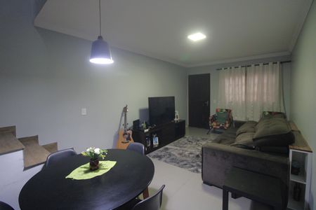 Sala de casa para alugar com 2 quartos, 90m² em Vila Represa, São Paulo