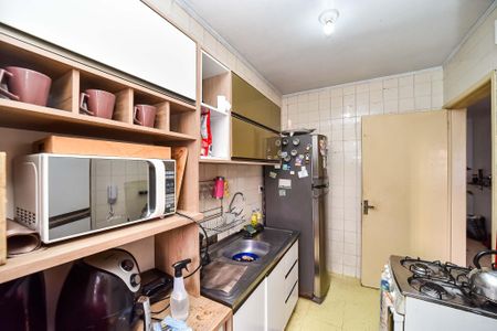 Cozinha de apartamento à venda com 3 quartos, 104m² em Rubem Berta, Porto Alegre