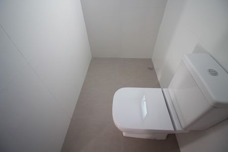 Apartamento à venda com 76m², 3 quartos e 2 vagas Apartamento à venda com 76m², 3 quartos e 2 vagasBanheiro