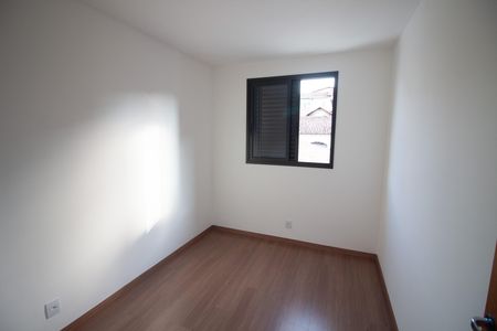Apartamento à venda com 76m², 3 quartos e 2 vagas