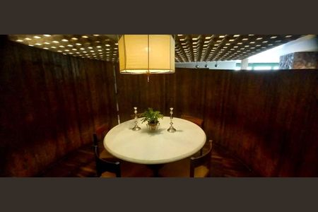 Casa à venda com 5 quartos, 700m² em São Luiz, Belo Horizonte
