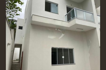 Casa à venda com 3 quartos, 141m² em Jardim Belgica, São Paulo