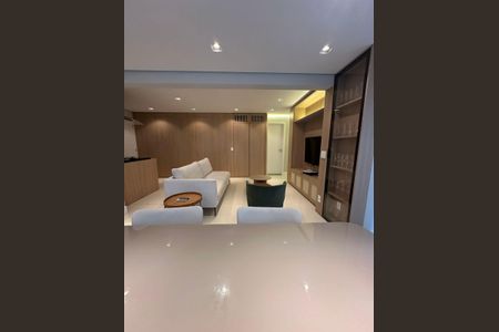 Apartamento à venda com 72m², 2 quartos e 2 vagasSala