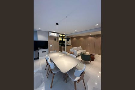 Apartamento à venda com 72m², 2 quartos e 2 vagasSala