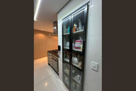 Apartamento à venda com 72m², 2 quartos e 2 vagasCozinha