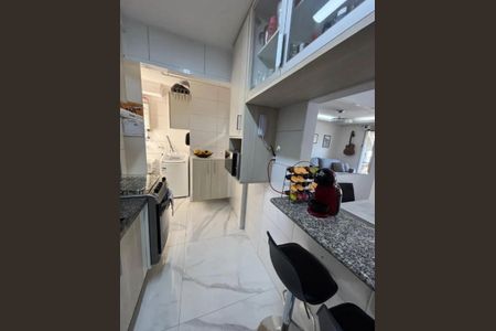 Foto 02 de apartamento à venda com 3 quartos, 69m² em Vila Gumercindo, São Paulo