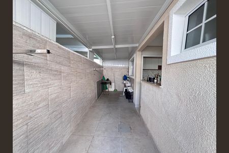 Casa de condomínio à venda com 213m², 3 quartos e 3 vagasÁrea de Serviço