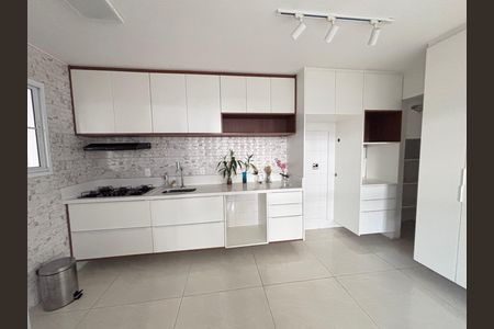 Casa de condomínio à venda com 213m², 3 quartos e 3 vagasCozinha