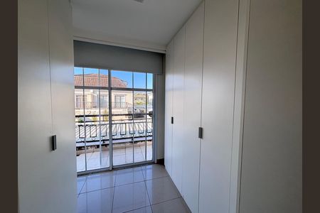 Casa de condomínio à venda com 213m², 3 quartos e 3 vagasQuarto 1