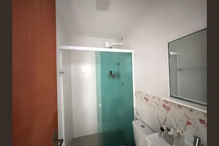 Casa de condomínio à venda com 213m², 3 quartos e 3 vagasBanheiro