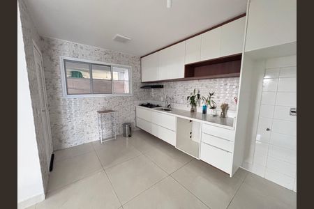 Casa de condomínio à venda com 213m², 3 quartos e 3 vagasCozinha