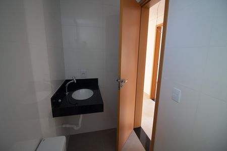 Apartamento à venda com 76m², 3 quartos e 2 vagasBanheiro