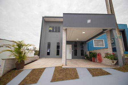 Casa de condomínio para alugar com 190m², 3 quartos e 2 vagasFachada 