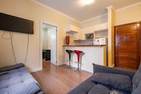 Sala/Cozinha de apartamento para alugar com 1 quarto, 31m² em Pinheiros, São Paulo