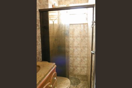 Banheiro de apartamento à venda com 2 quartos, 60m² em Piedade, Rio de Janeiro