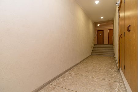 Apartamento à venda com 40m², 1 quarto e 1 vagaÁrea comum - Entrada do Edifício