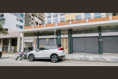 Apartamento à venda com 40m², 1 quarto e 1 vagaFachada