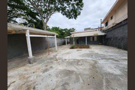 Casa à venda com 3 quartos, 180m² em Chácara Santo Antônio (Zona Sul), São Paulo