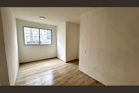 Sala de apartamento para alugar com 1 quarto, 44m² em Vila Nova Bonsucesso, Guarulhos